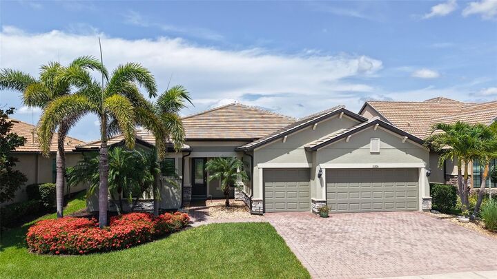 Property Photo:  11200 Whimbrel Lane  FL 34238 