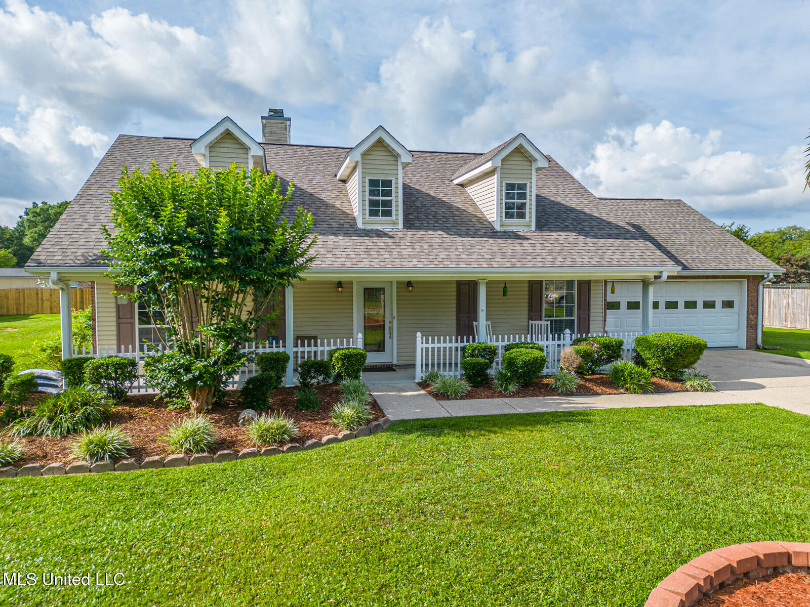 Property Photo: 9249 Taylor Drive MS 39532