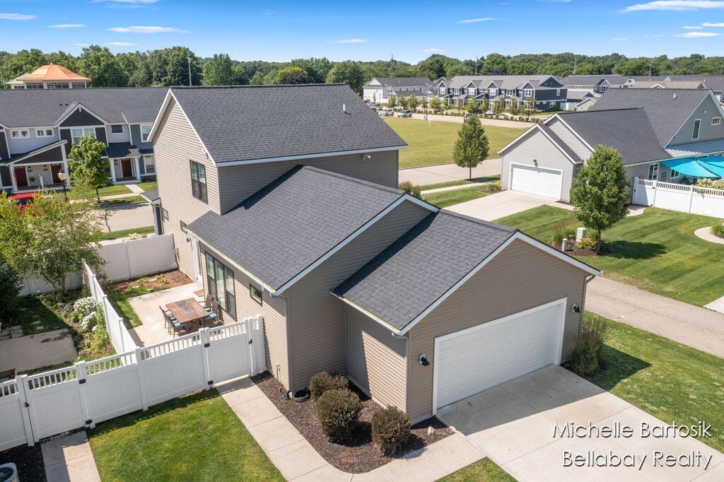 Property Photo: 6725 Promenade Street NE MI 49341