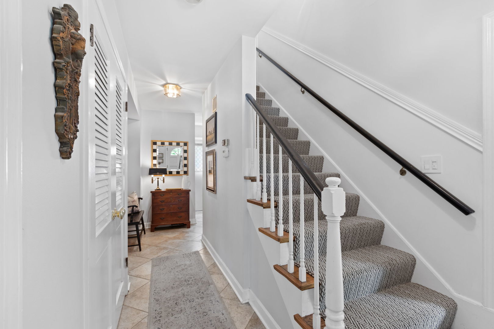 Property Photo: 1014 Indian Road IL 60025