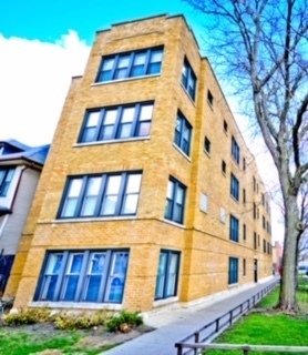 Property Photo: 3422 W Leland Avenue 1E IL 60625