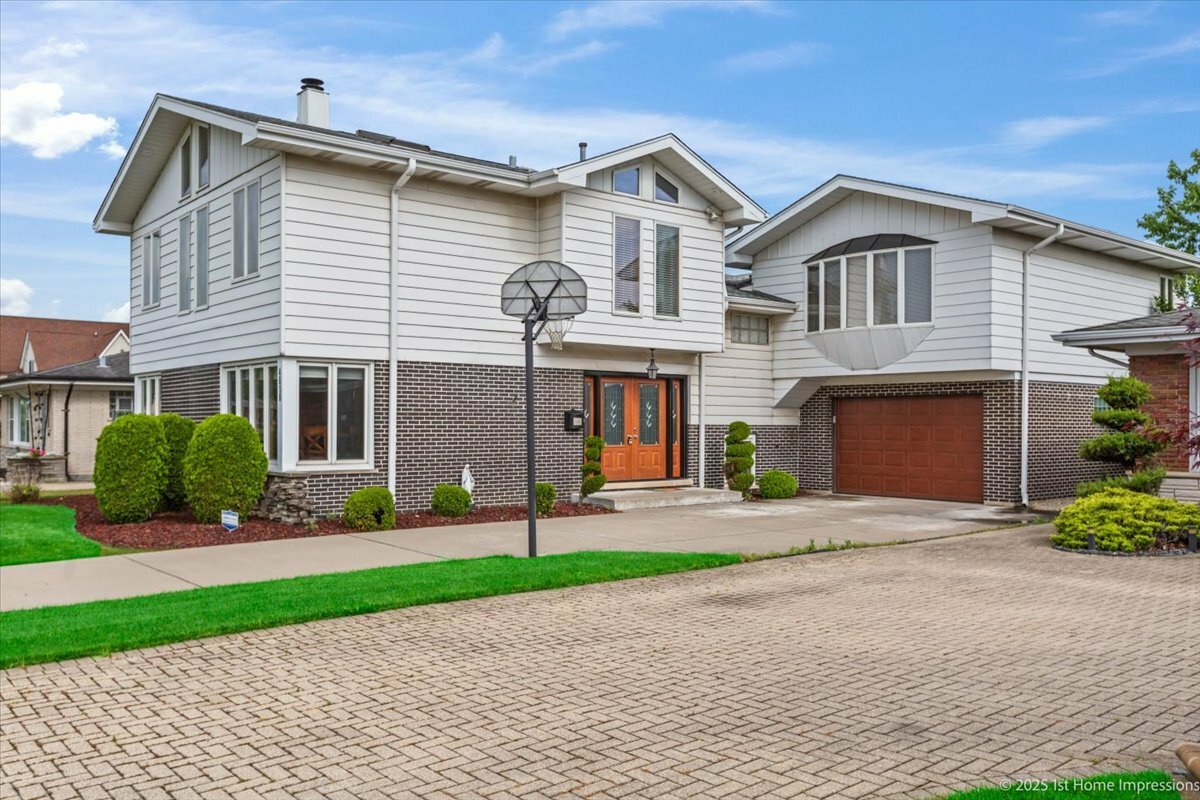 Property Photo:  4616 W 105th Place  IL 60453 