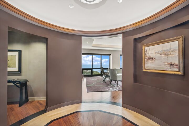 Property Photo: 130 N Garland Court 2711-12 IL 60602