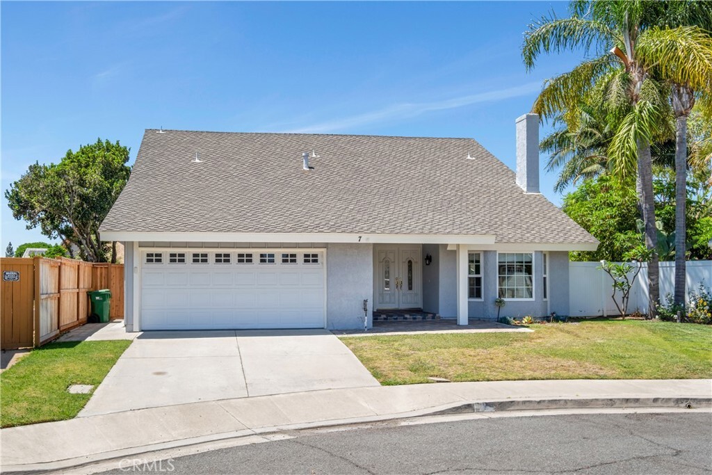 Property Photo: 7 Hancock CA 92620