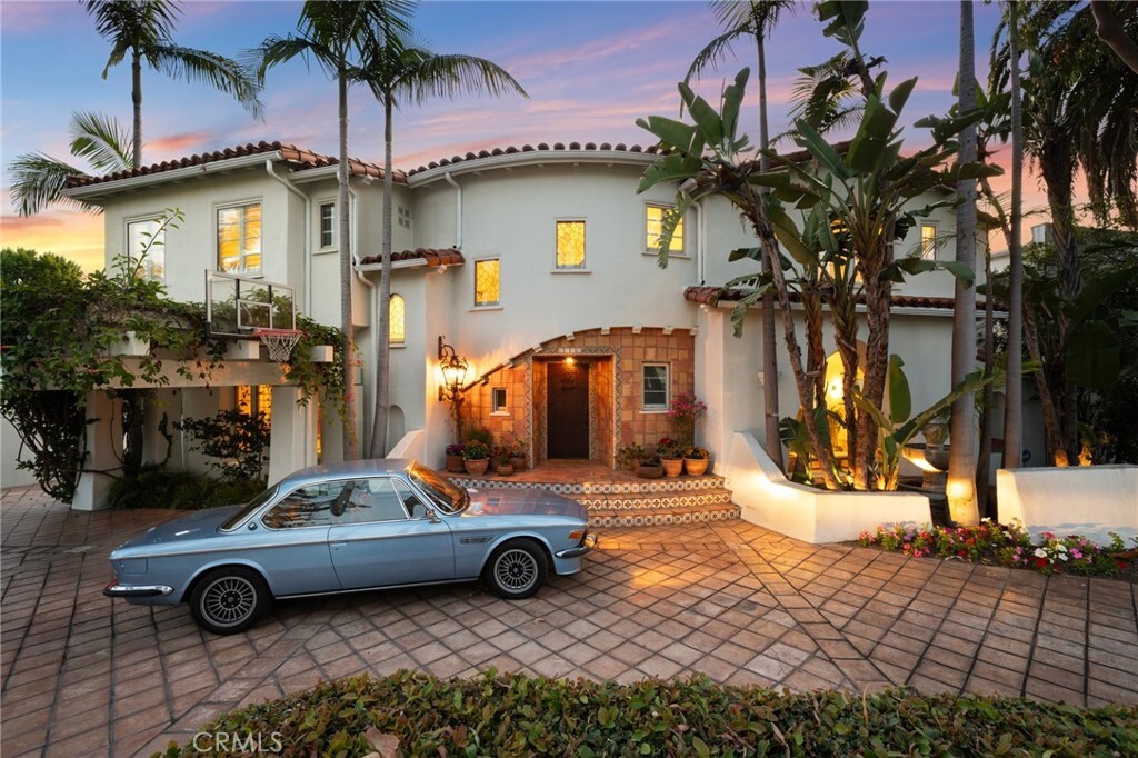 Property Photo:  2775 Motor Ave  CA 90064 