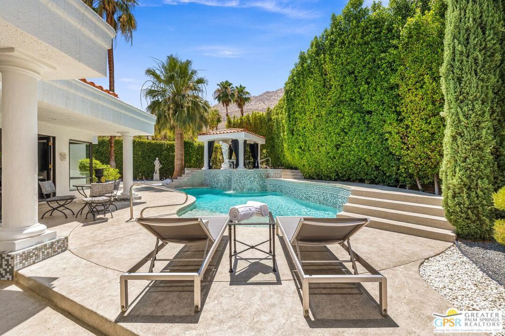 Property Photo:  270 W Lilliana Drive  CA 92264 