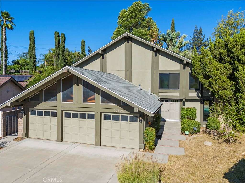 Property Photo:  22526 Napa St  CA 91304 