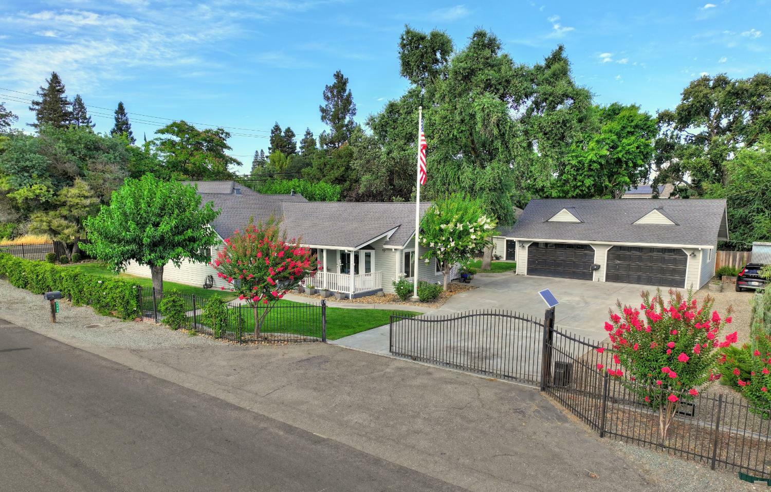 Property Photo: 9748 Cole Drive CA 95212
