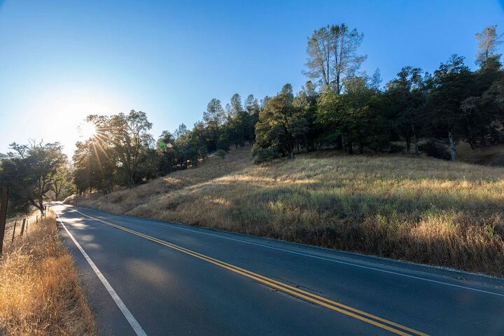 16297 Dog Bar Road  Grass Valley CA 95949 photo