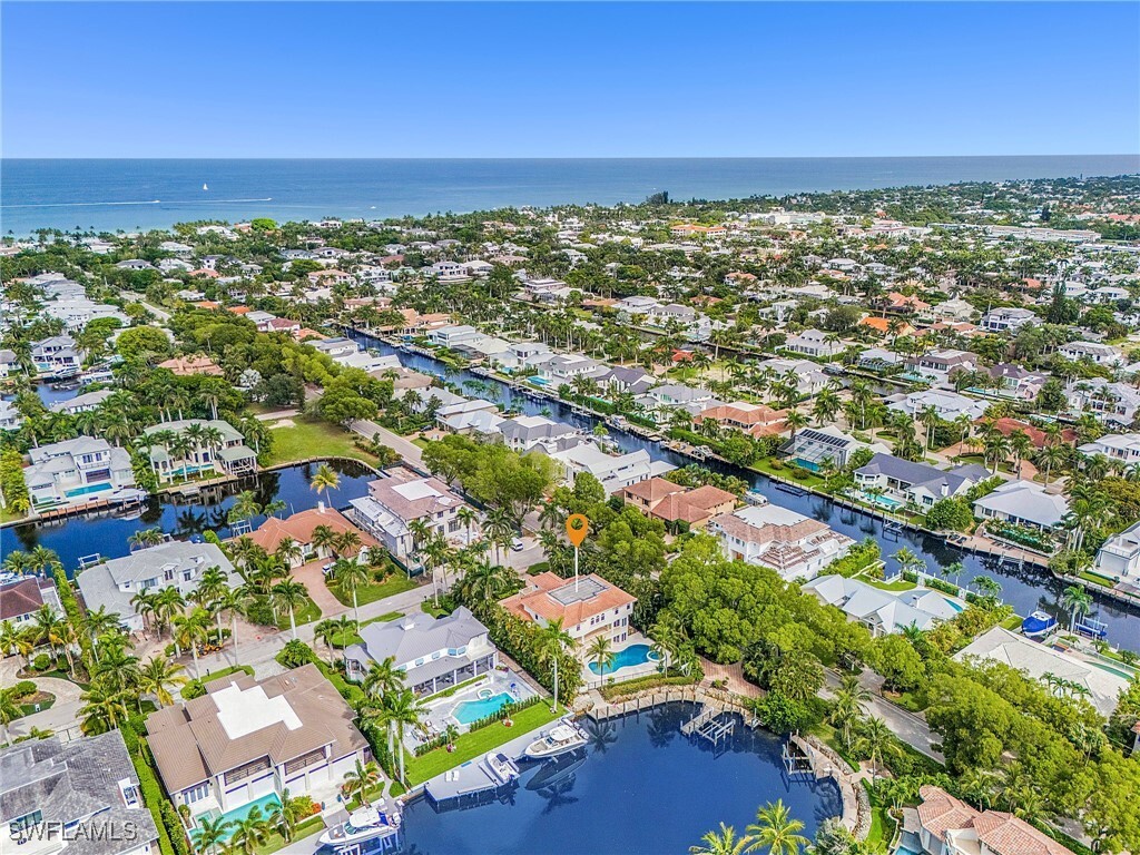 Property Photo: 1825 6th Street S FL 34102