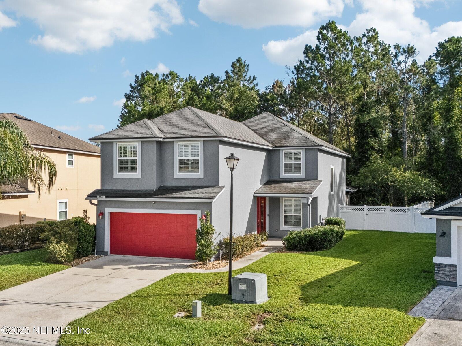 Property Photo: 664 Drysdale Drive FL 32065