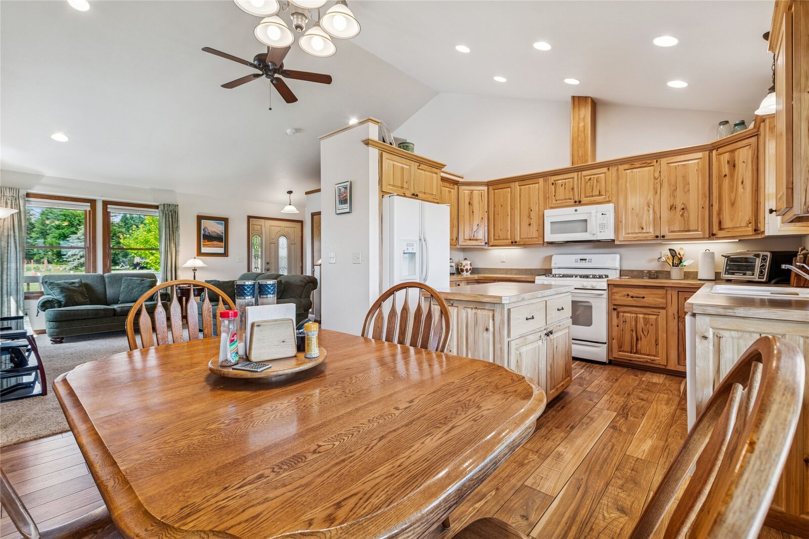 Property Photo: 104 Drake Drive MT 59901
