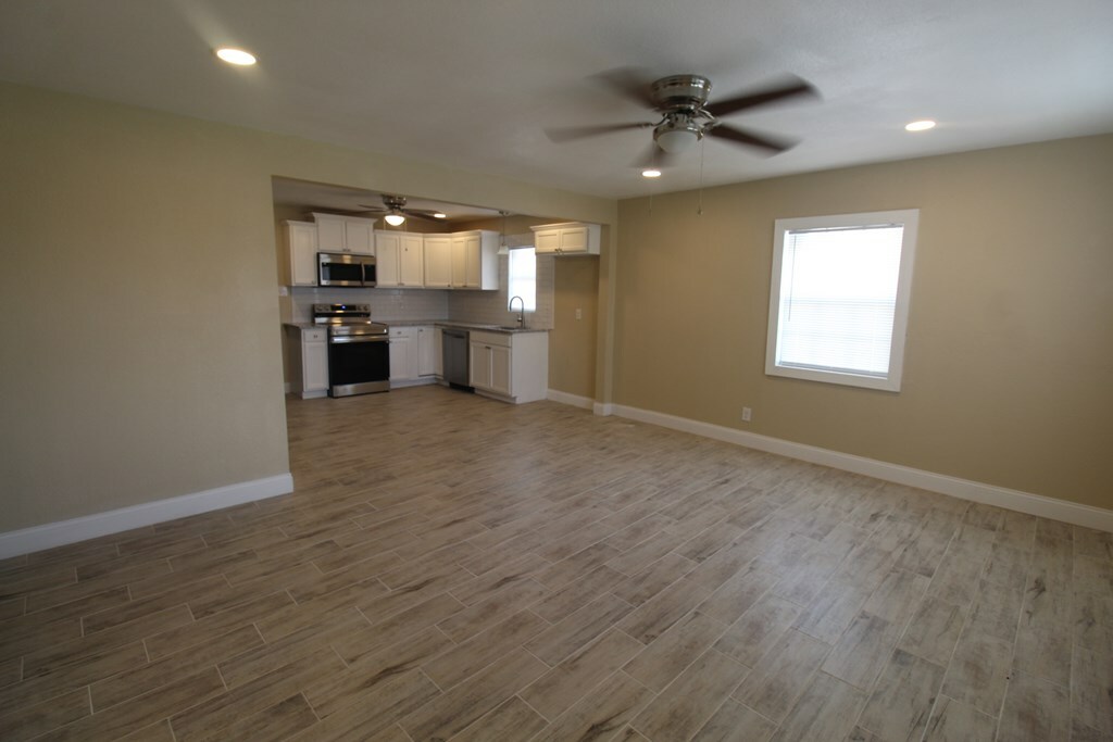Property Photo: 1000 Canyon Dr TX 79703