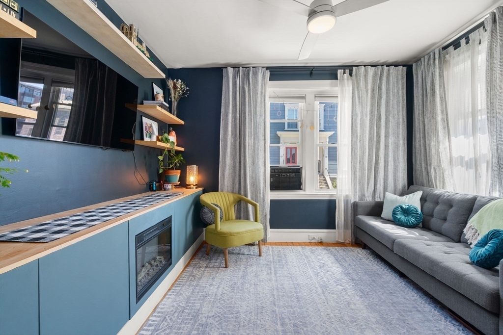 Property Photo: 15 Lynde St 1 MA 01970