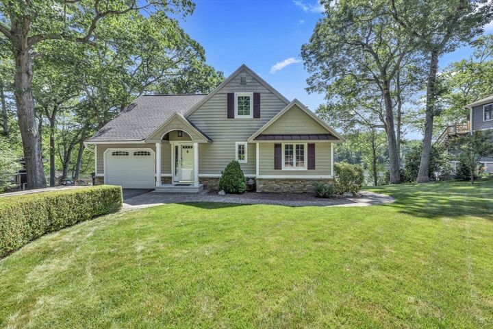 Property Photo:  112 Westwood Dr  MA 01566 