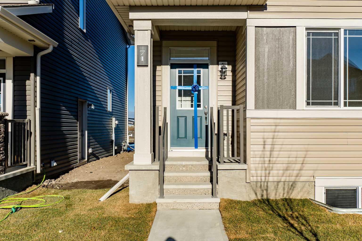 Property Photo: 71 Carringford Road NW AB T3P 2H1
