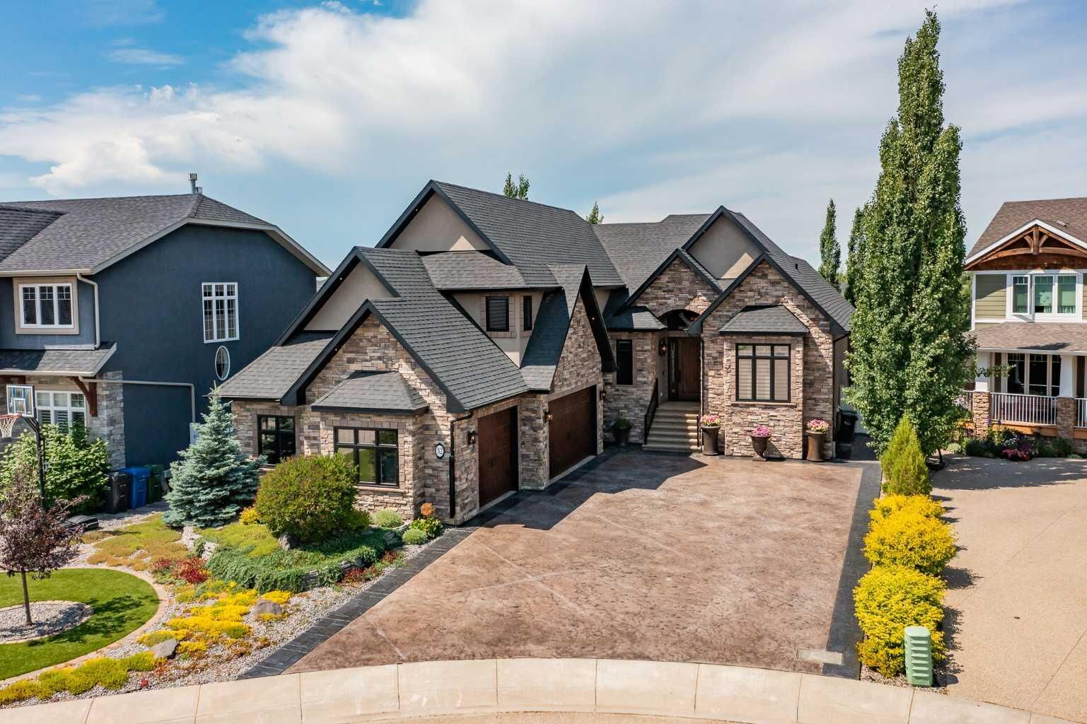 Property Photo: 32 Sagewood Close AB T4R 0M5