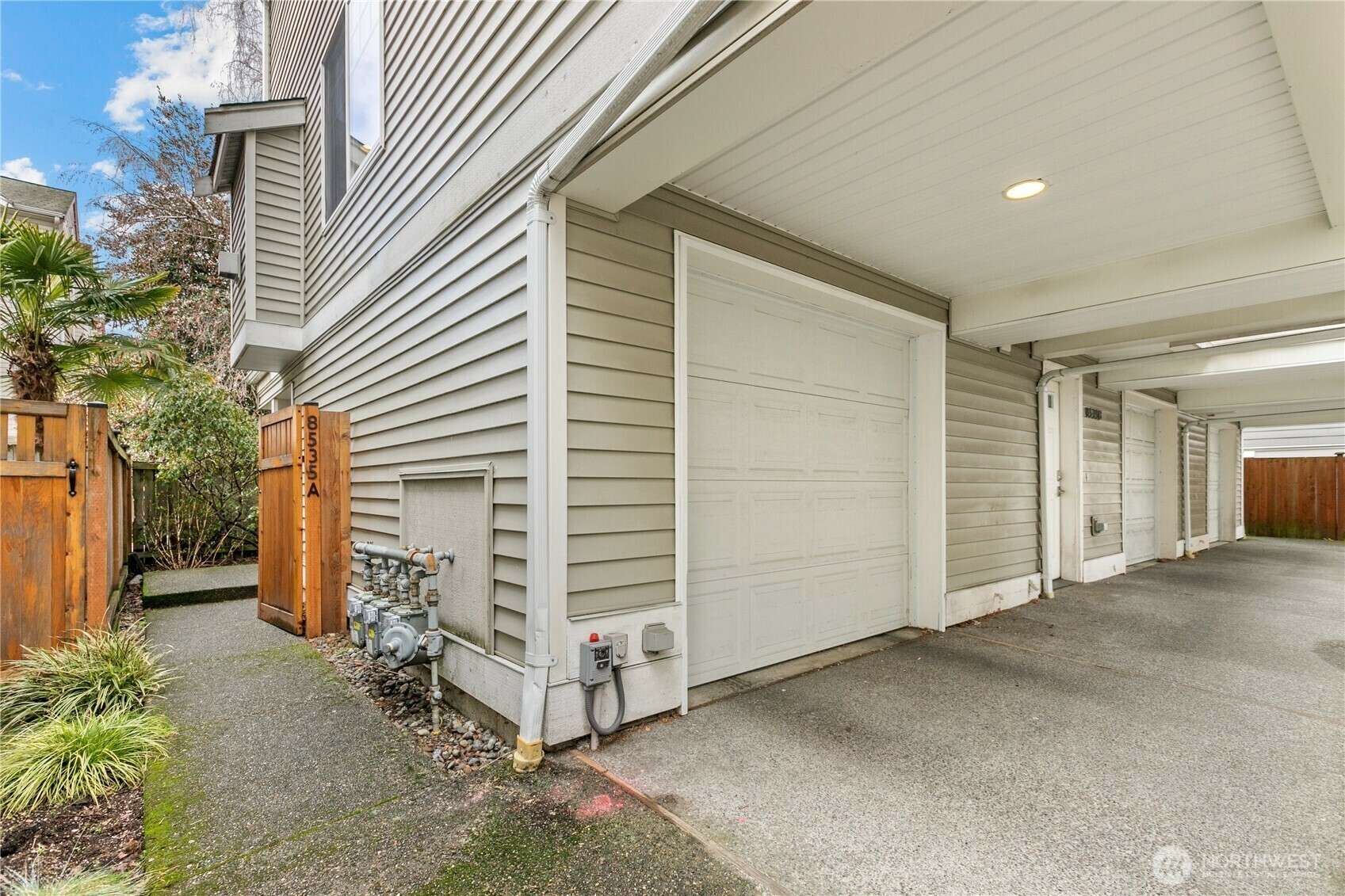 Property Photo: 8535 Midvale Avenue N A WA 98103
