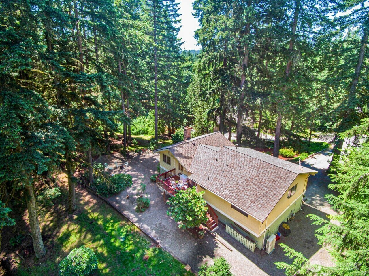 Property Photo:  18818  181st Place NE  WA 98077 