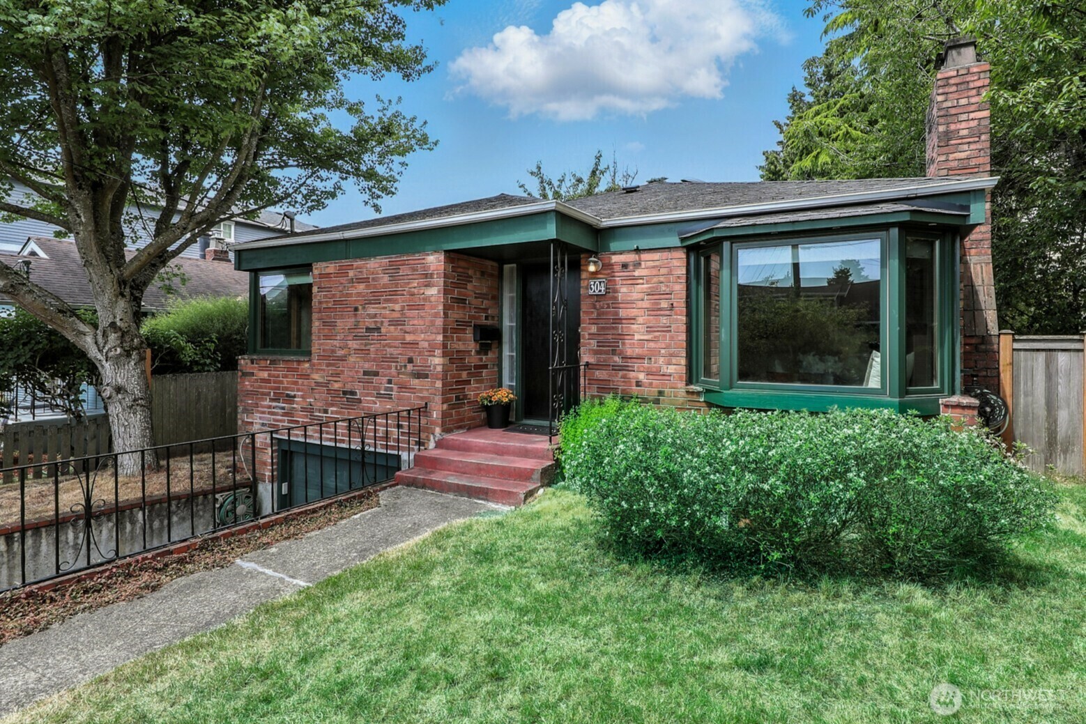 Property Photo: 304 NW 76th Street WA 98117