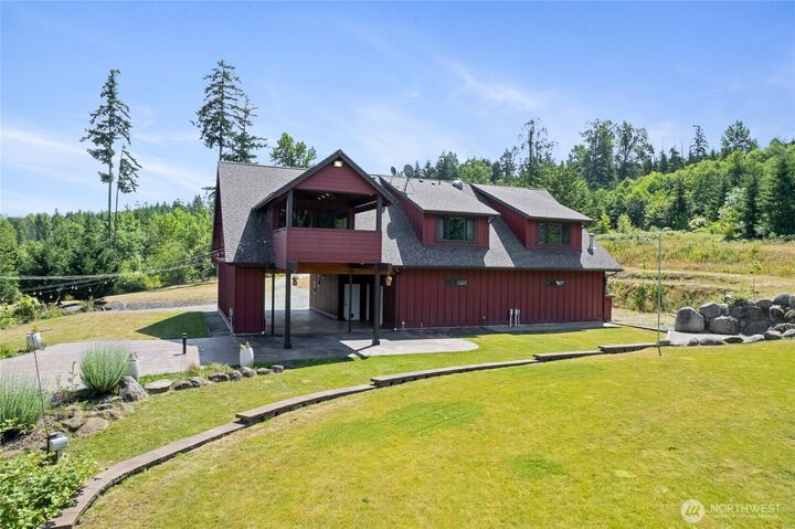 Property Photo:  3120  403rd Street E  WA 98328 
