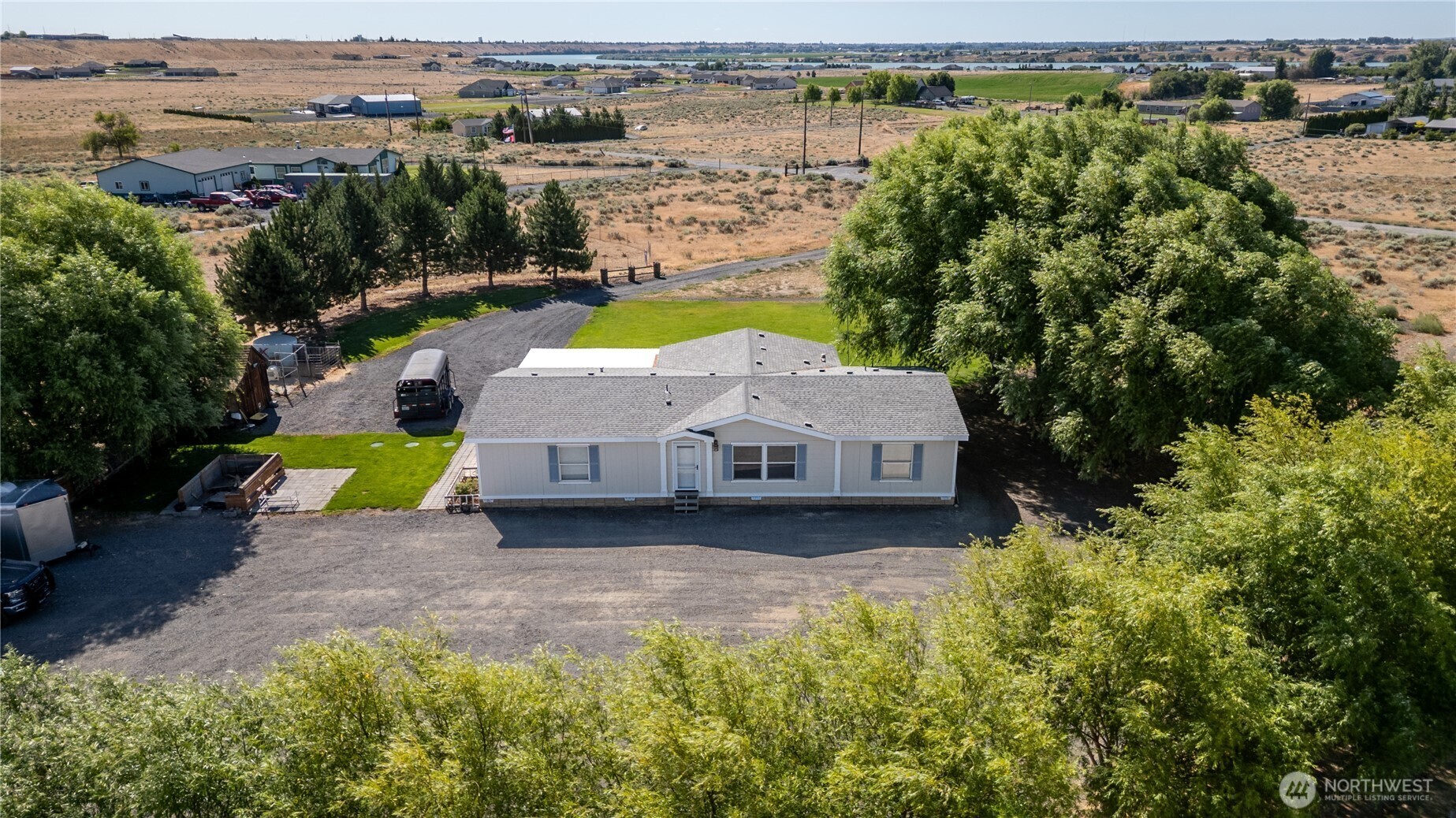 Property Photo:  4820 NE 7.5 Road  WA 98837 
