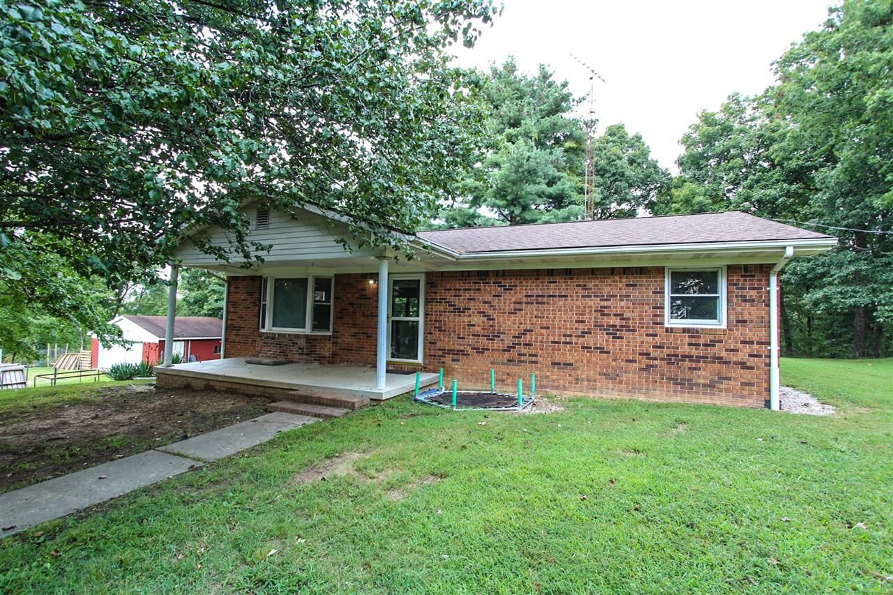 Property Photo:  2131 Needmore Road  KY 42261 