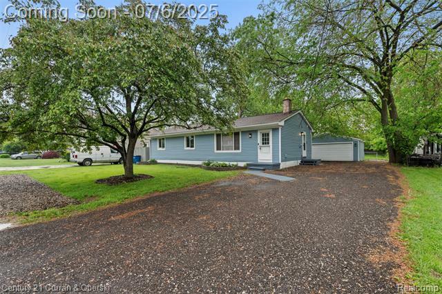 Property Photo: 6262 Garden Court MI 48091
