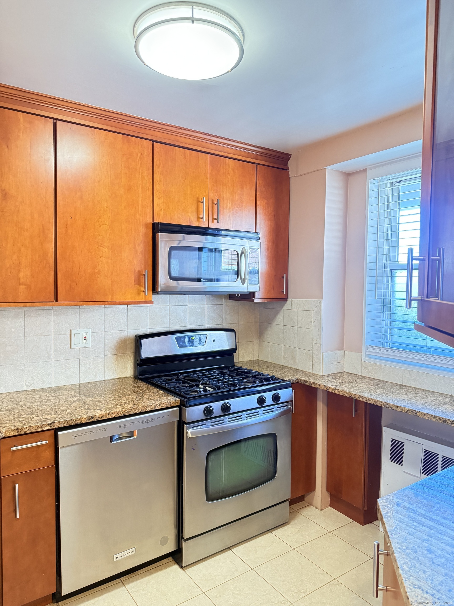 Property Photo: 91 Strawberry Hill Avenue 939 CT 06902
