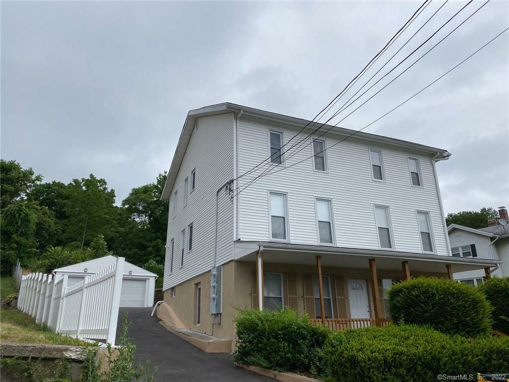 Property Photo: 29 Moulthrop Street 2 CT 06401