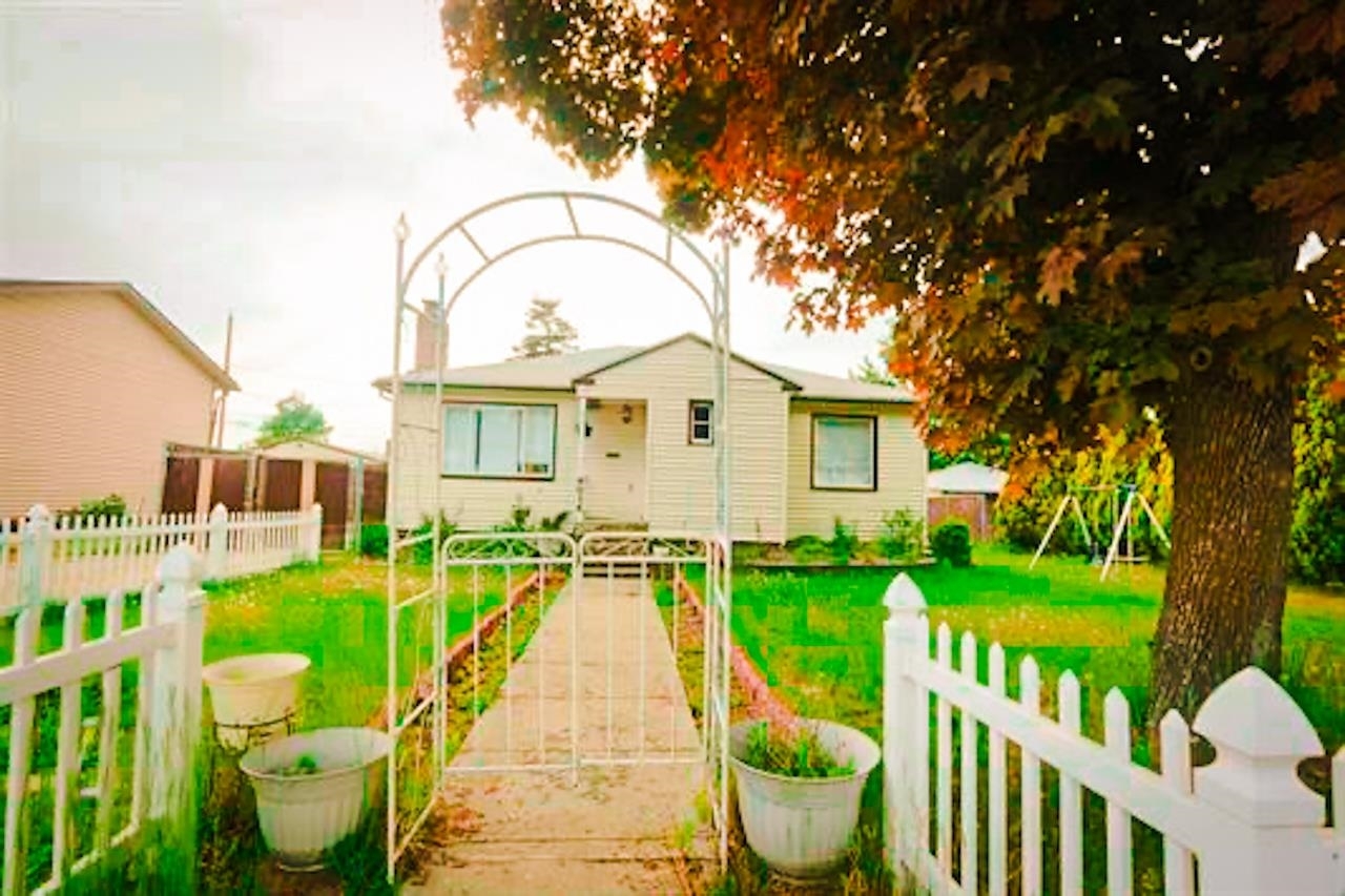 Property Photo: 4015 N Ash St WA 99205