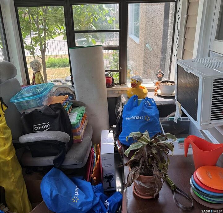 Property Photo: 133 M Avenue S SK S7M 2K1