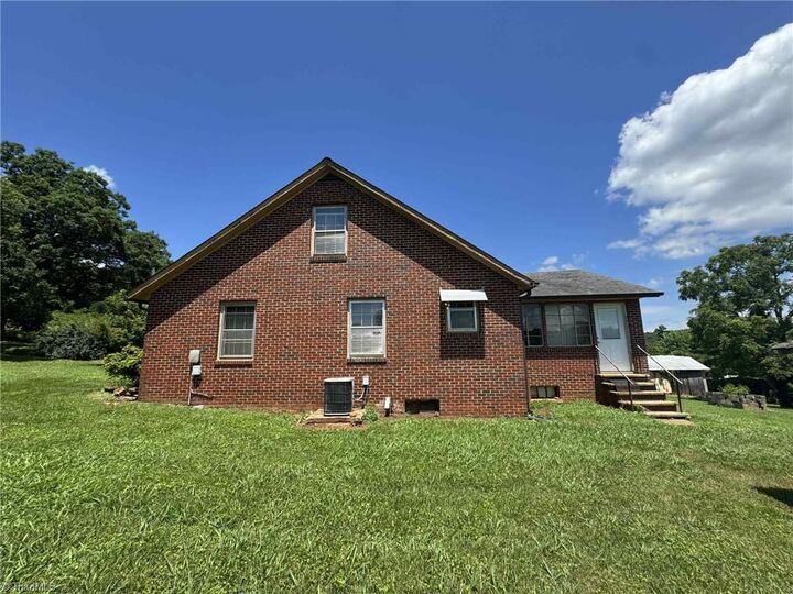 Property Photo:  326 Roaring Gap Church Road  NC 28621 