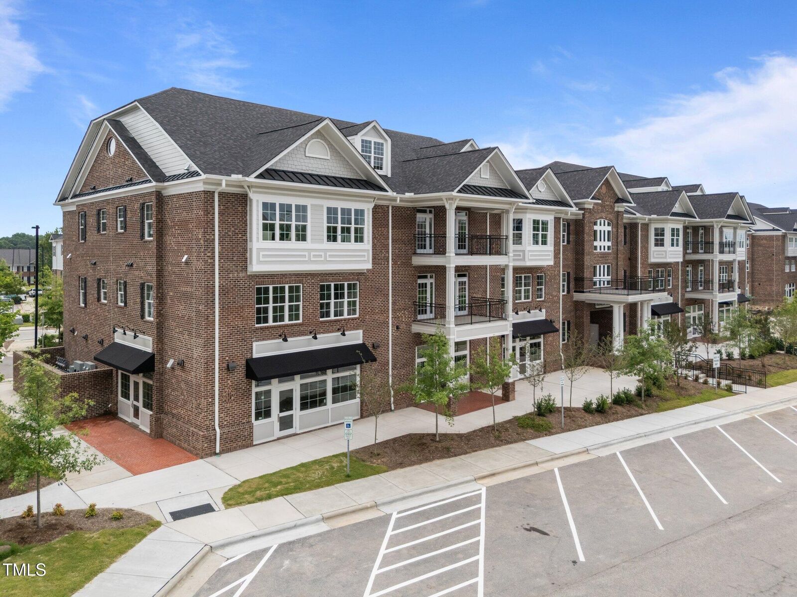Property Photo: 1400 Gathering Park Circle 302 NC 27519