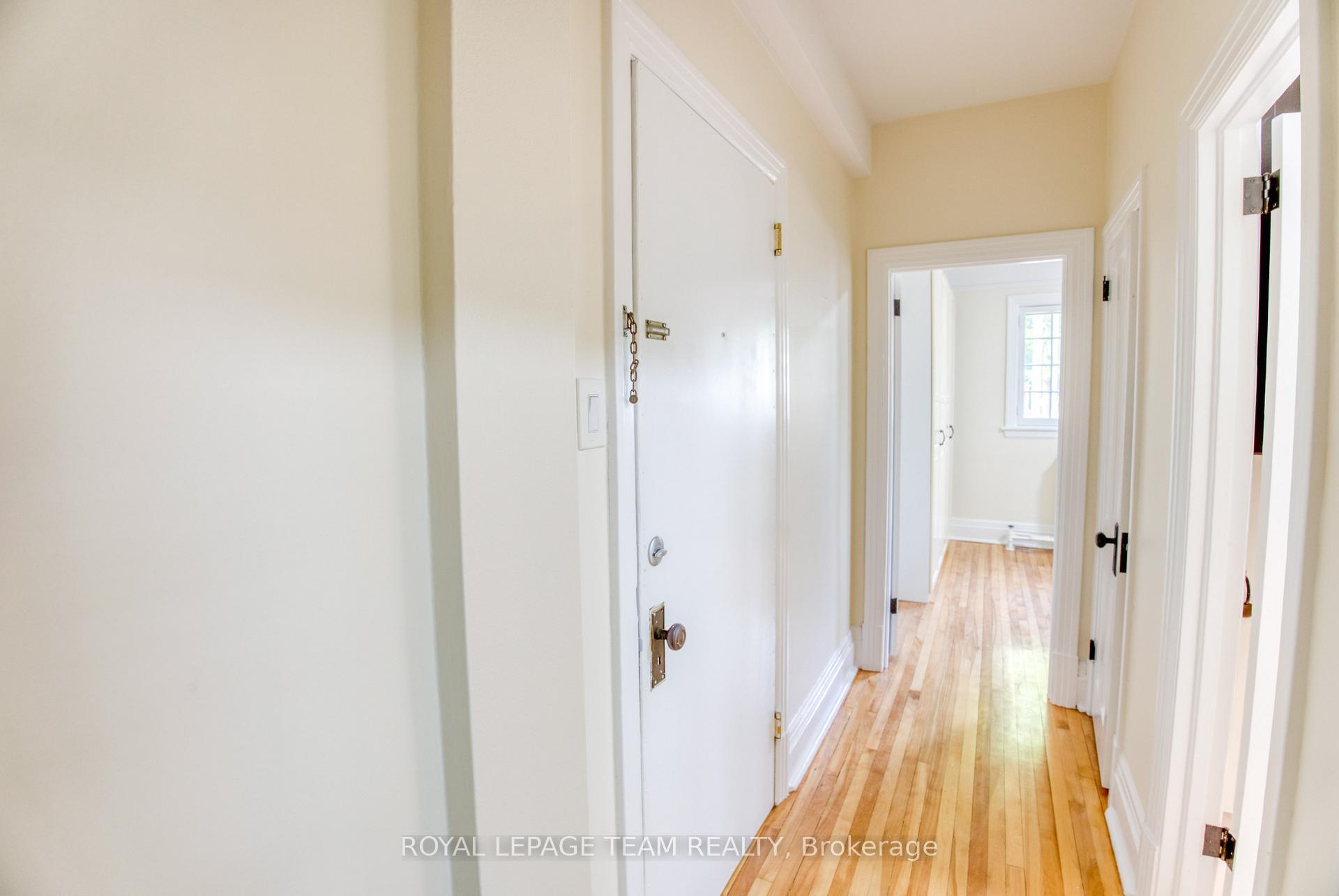 Property Photo:  480 Oakhill Road  ON K1M 1J6 