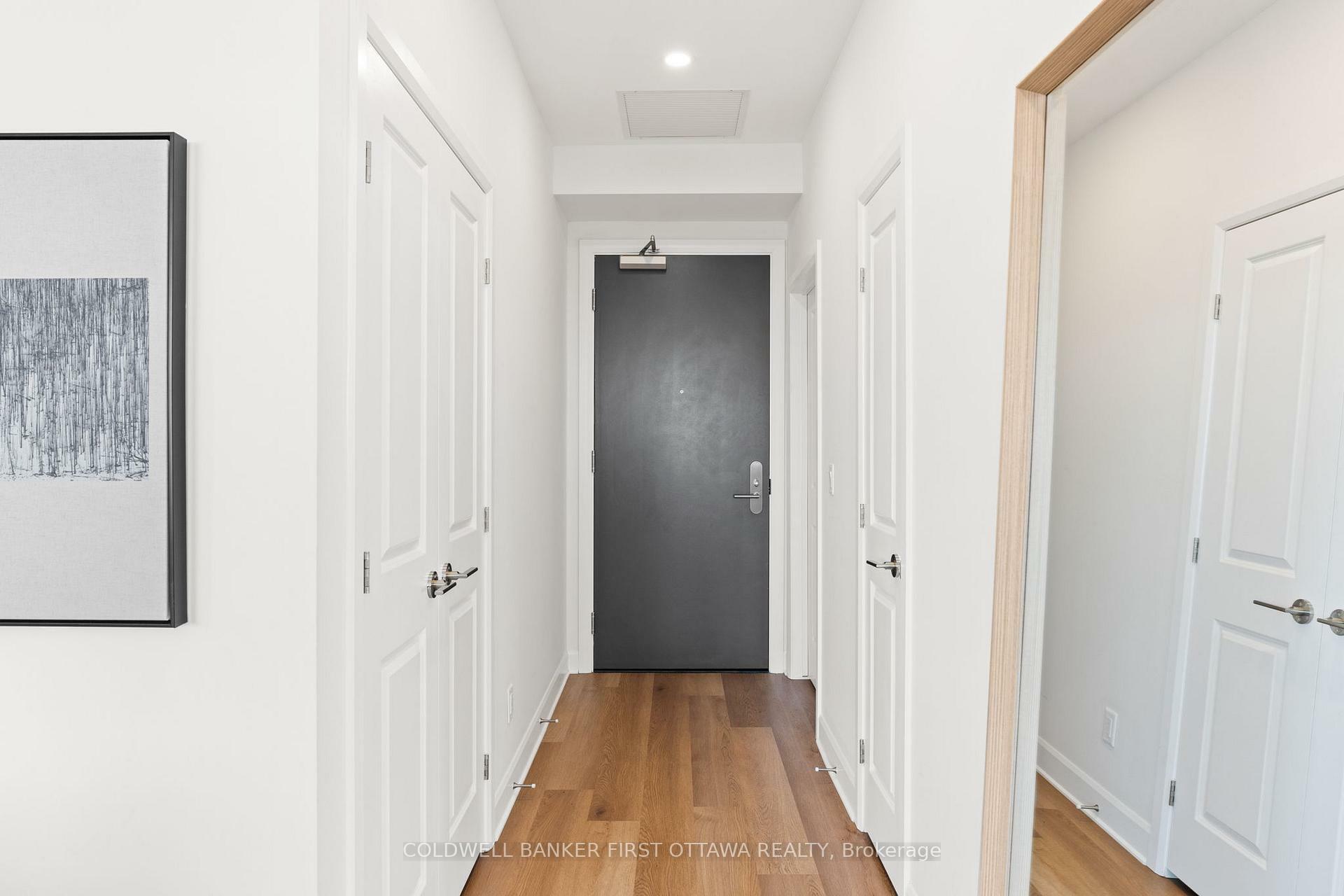Property Photo: 3000 Tawadina Road 308 ON K1K 5B4