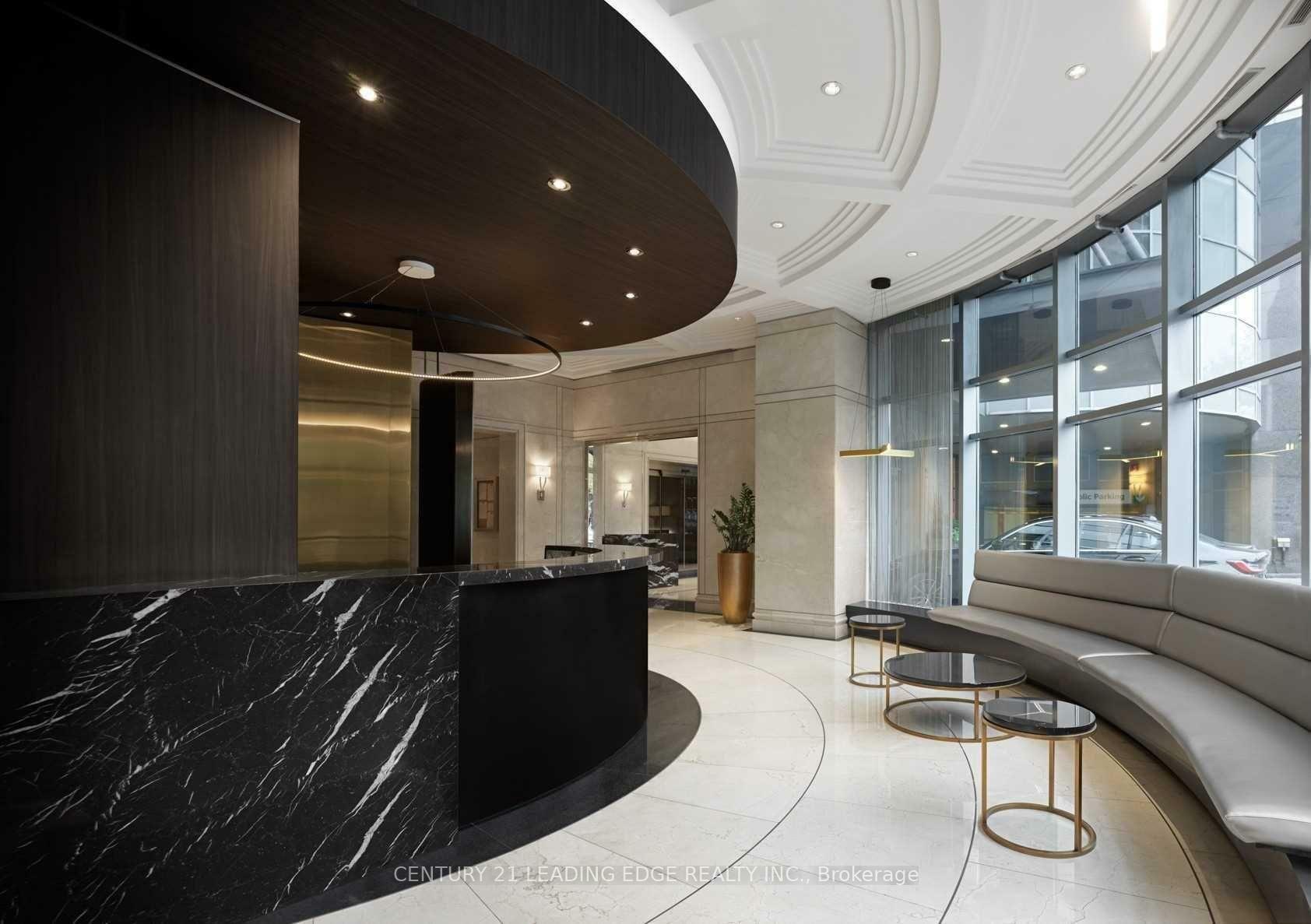 Property Photo: 10 Bellair Street 1605 ON M5R 3R1