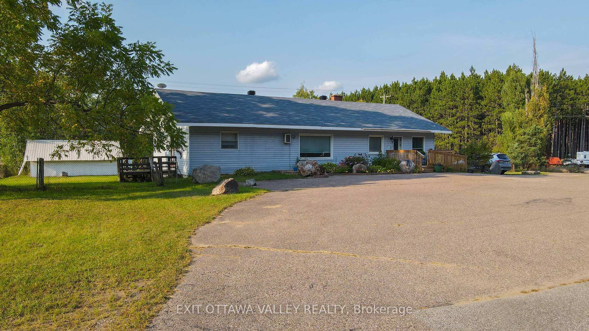 Property Photo: 16358 Highway 60 Highway ON K0J 2A0