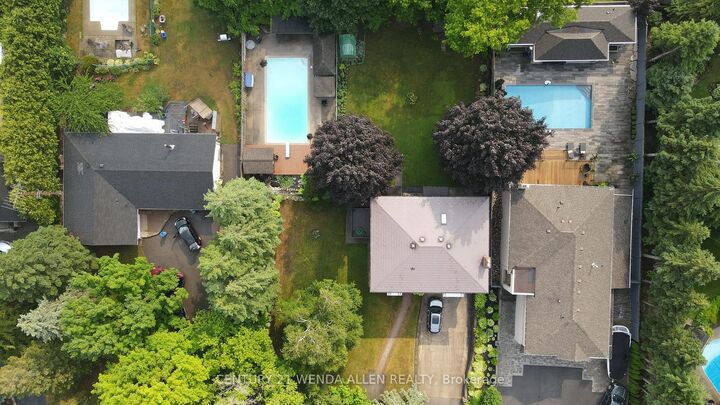 Property Photo:  1873 Woodview Avenue  ON L1V 1L5 