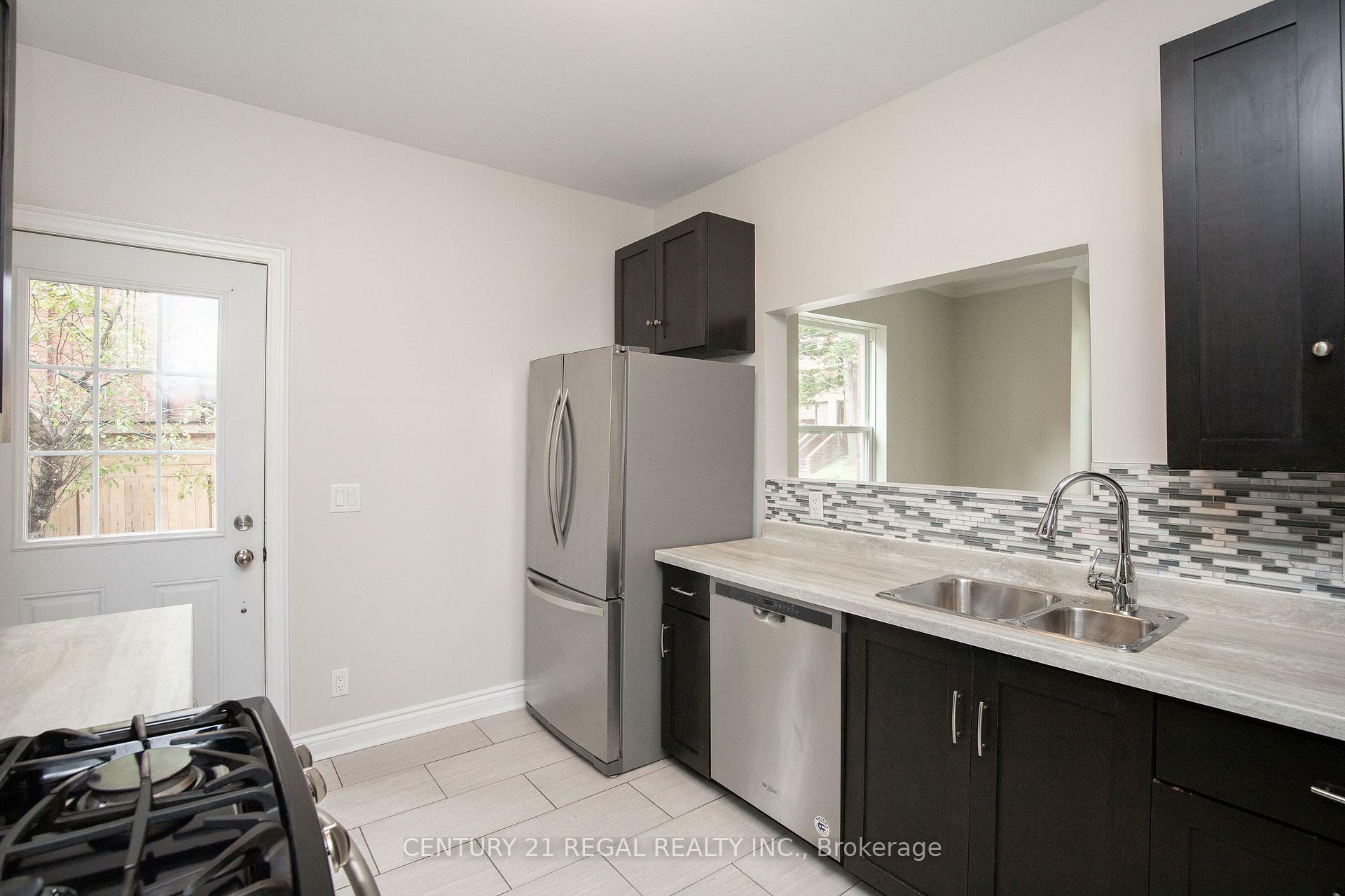 Property Photo: 112 Maplewood Avenue ON L8M 1X2