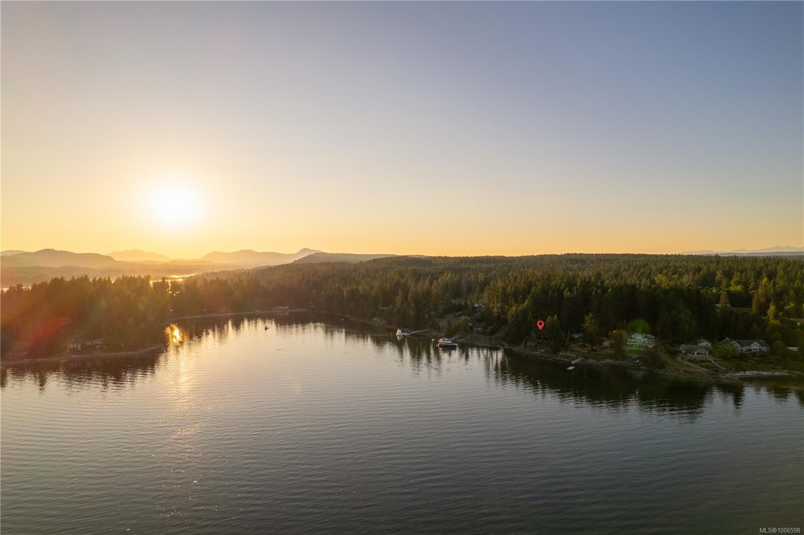 Property Photo: 3842 Fearn Way BC V9G 1K7
