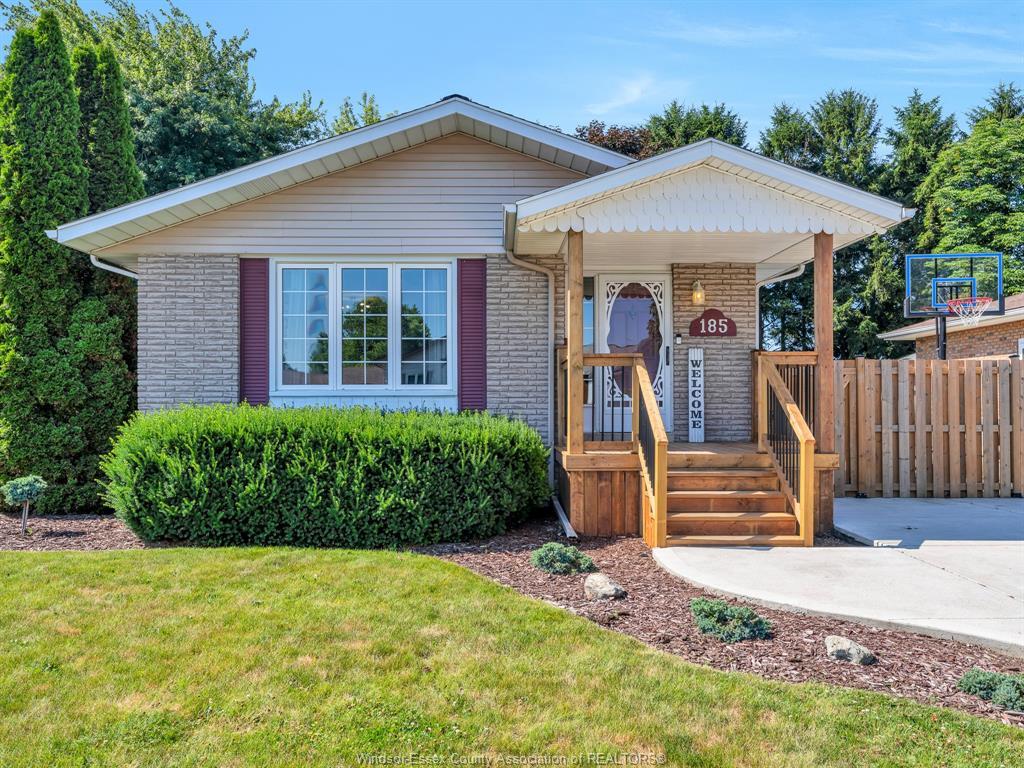 Property Photo:  185 Purple Plum Drive  ON N9Y 3P5 