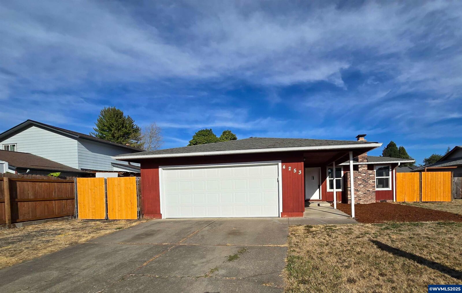 Property Photo:  4253 Ramona Wy SE  OR 97322 
