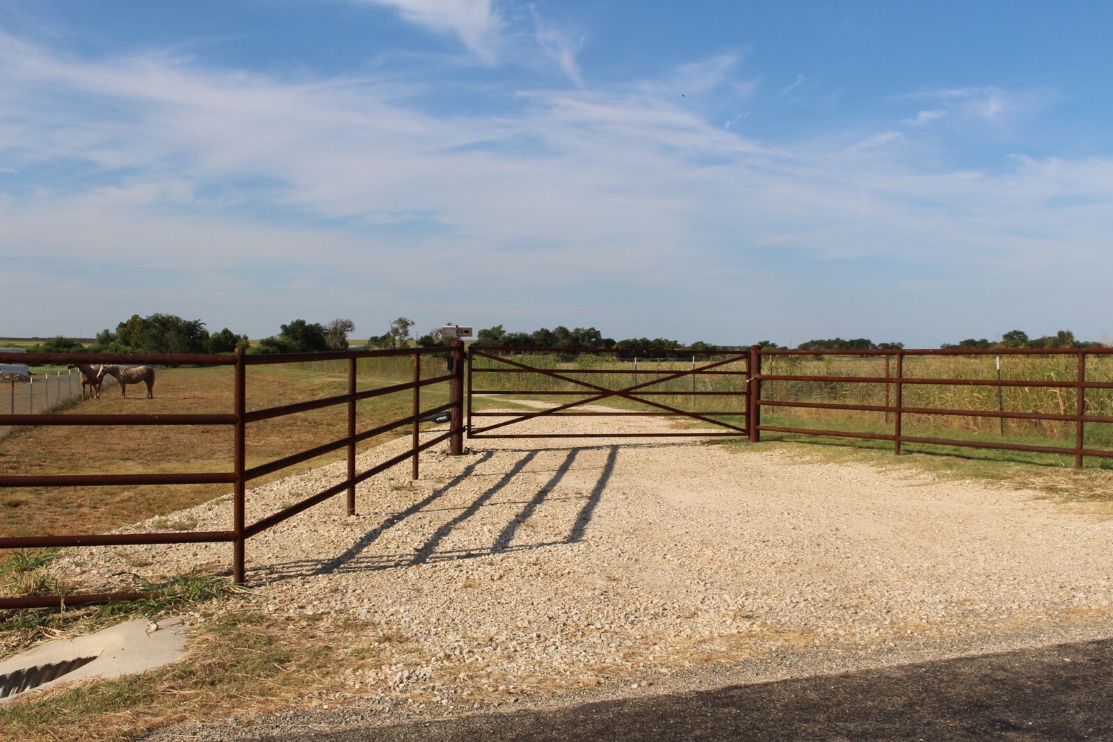 Property Photo:  700 County Road 330 Road  TX 76530 