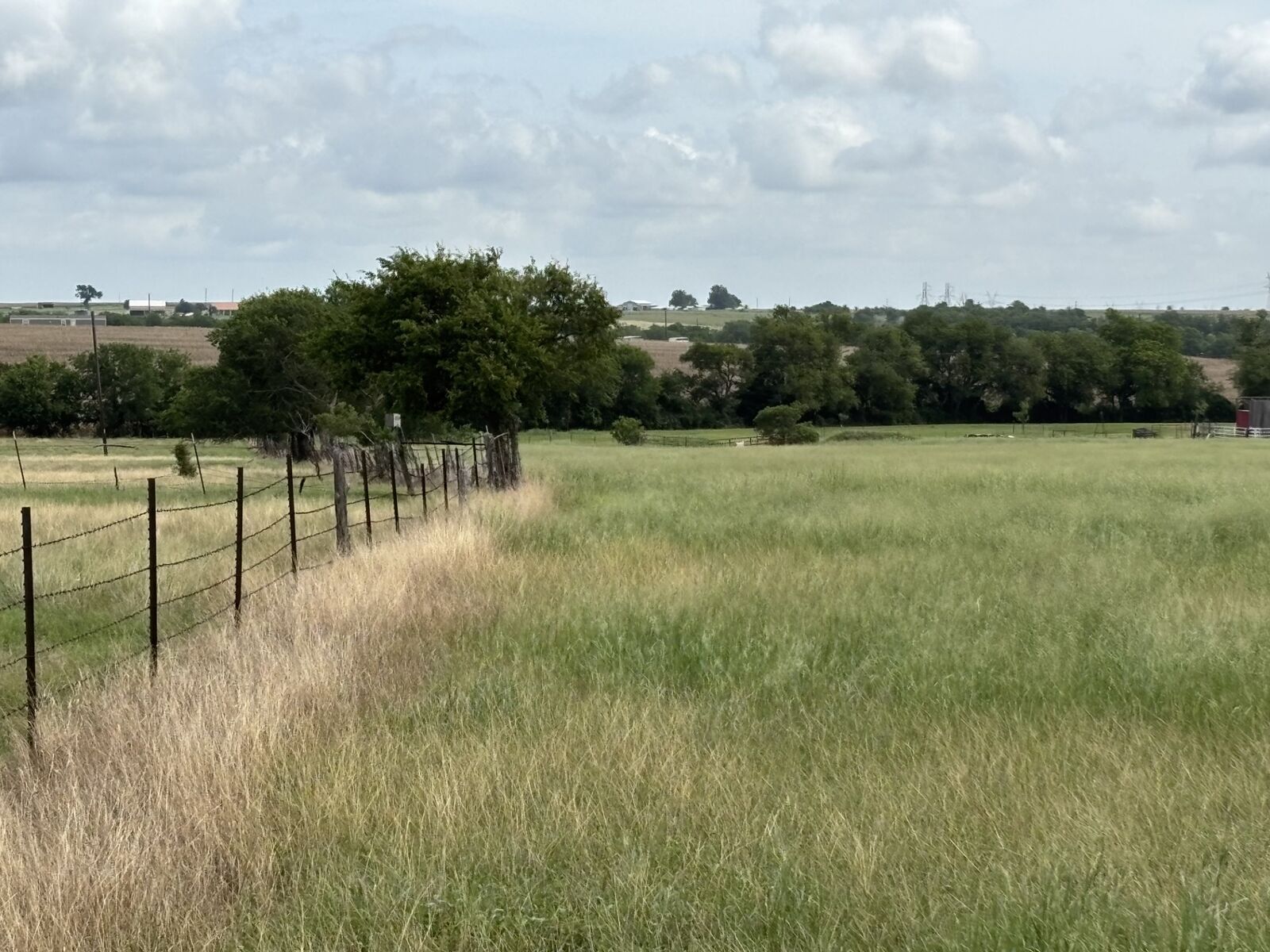 Property Photo: 700 County Road 330 Road TX 76530