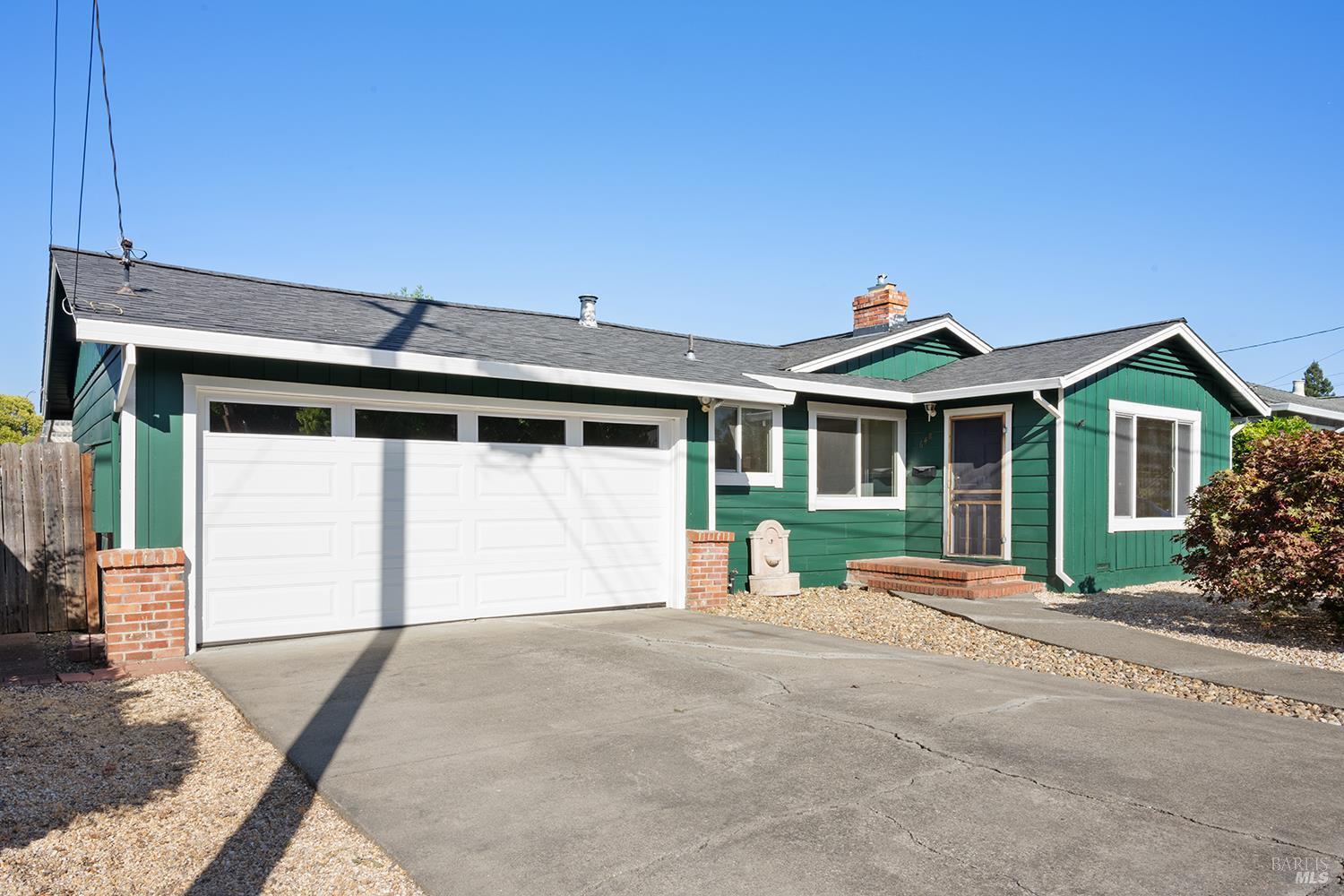 648 Church Street  Santa Rosa CA 95405 photo