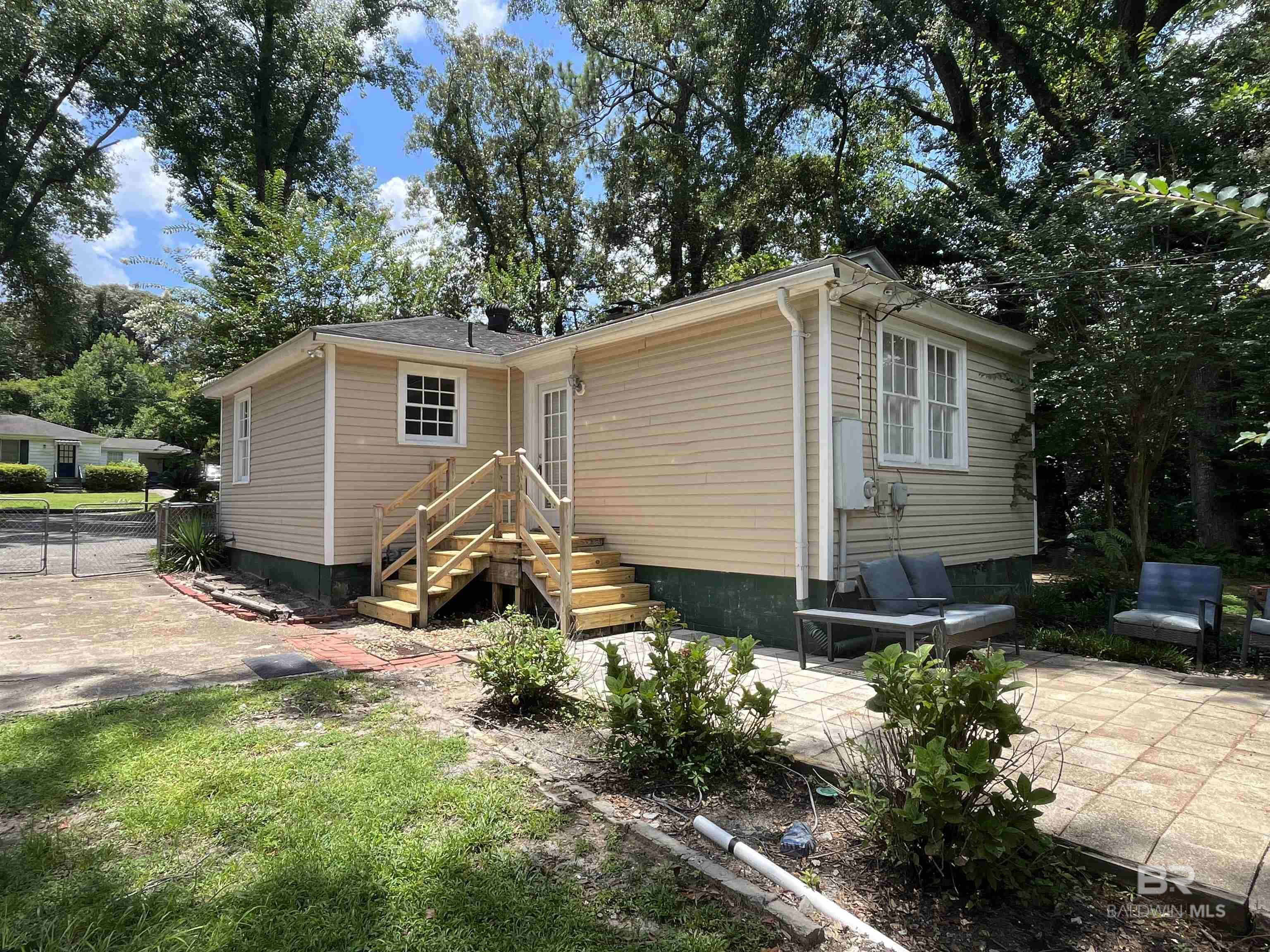 Property Photo:  5174 Brentwood Lane  AL 36608 