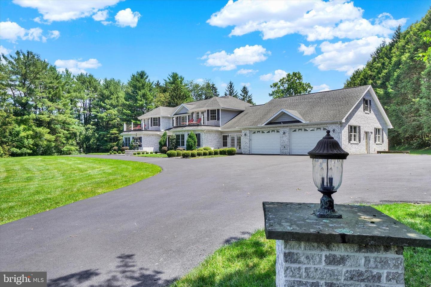 Property Photo: 1535 Fishing Creek Valley Road PA 17112