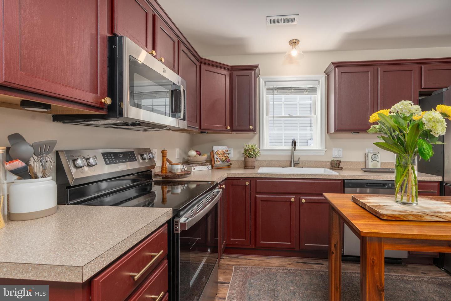 Property Photo: 4011 37th Street MD 20712