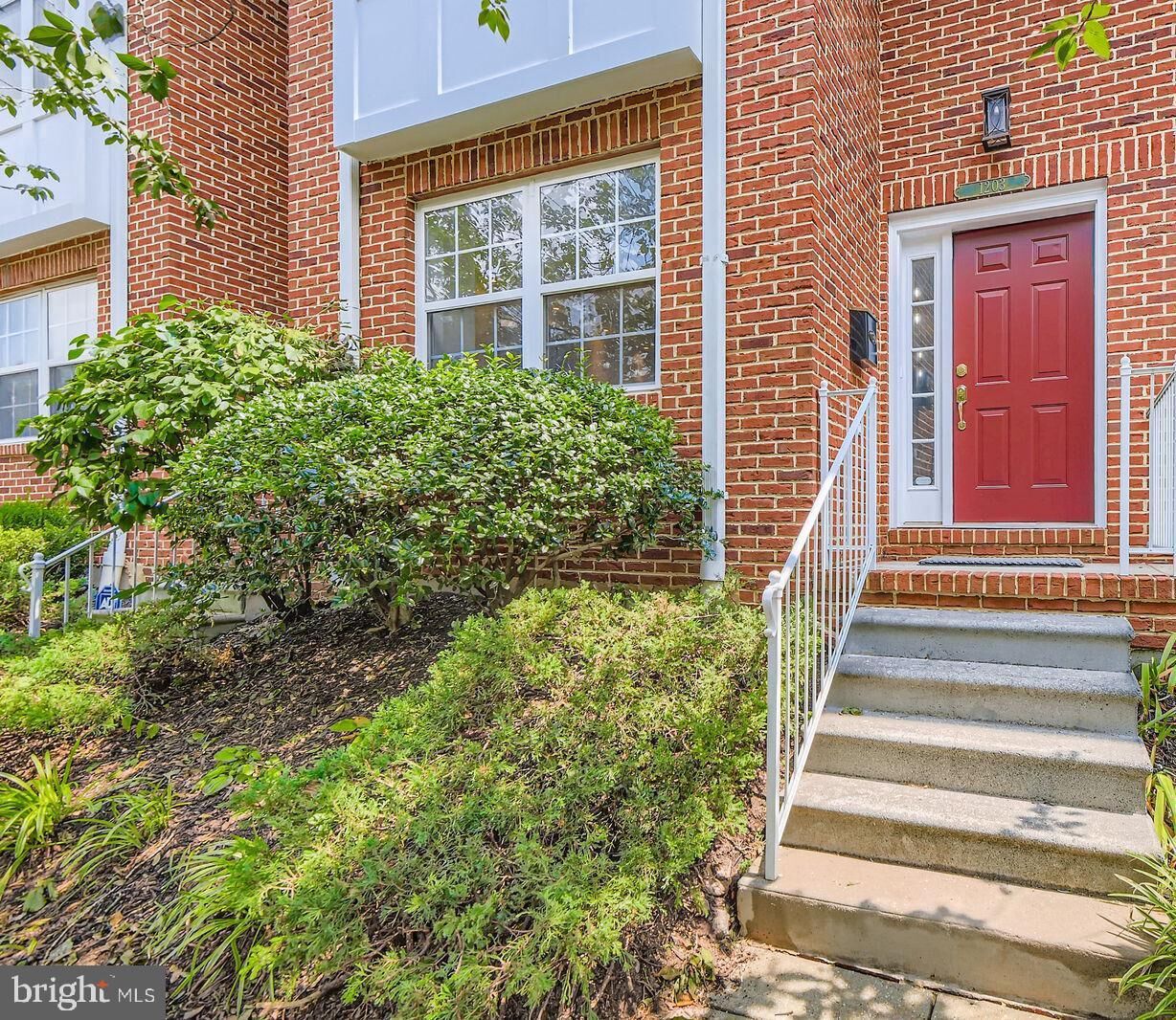 Property Photo:  1203 S East Avenue  MD 21224 